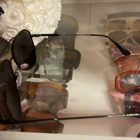 PRADA AVIATOR SUNGLASSES AUTHENTIC - Picture 4 of 4